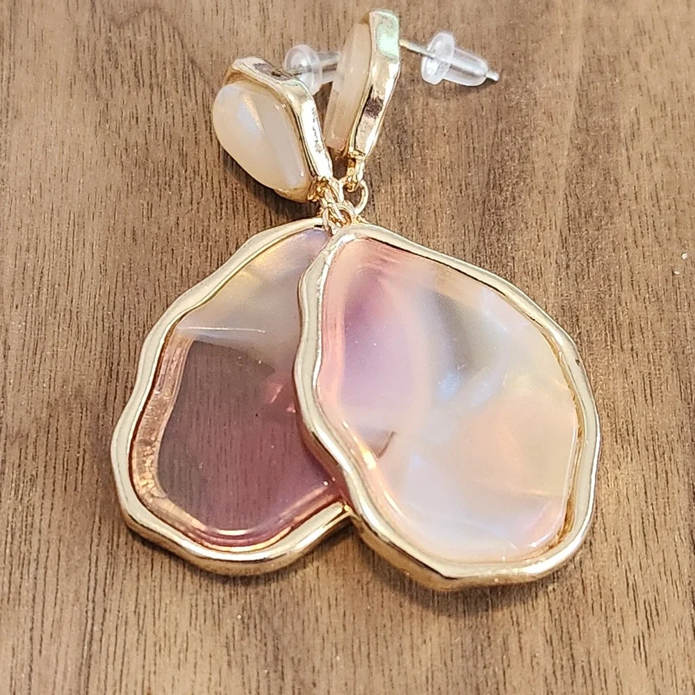 Pink Iridescent Gold Tone Organic Drop Earrings Pebble Statement Jewelry 2.25